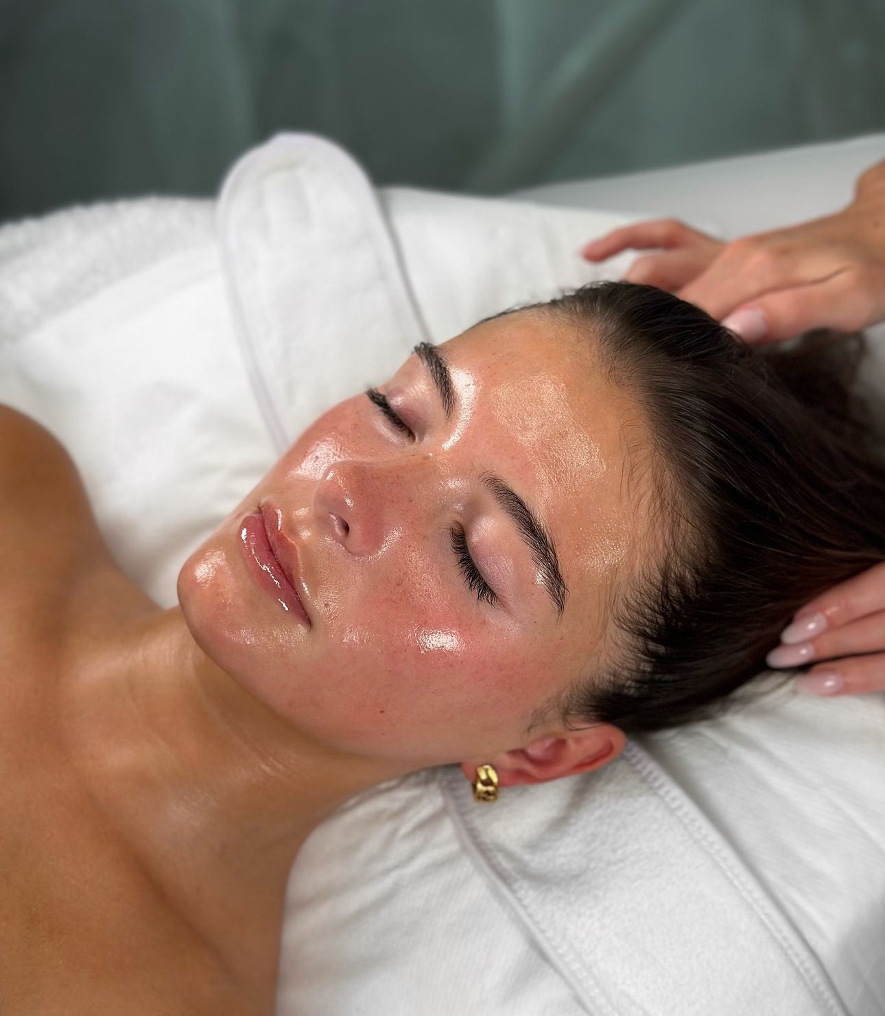 Ritual Glow Facial